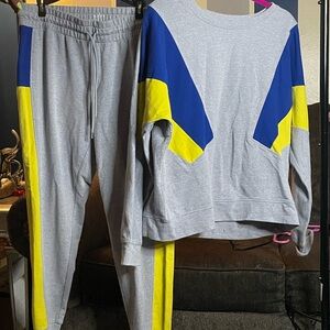 Women’s Gray and Blue Athletic Set